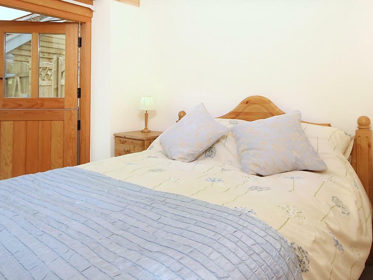 Pear Tree Cottages Wedmore Екстериор снимка