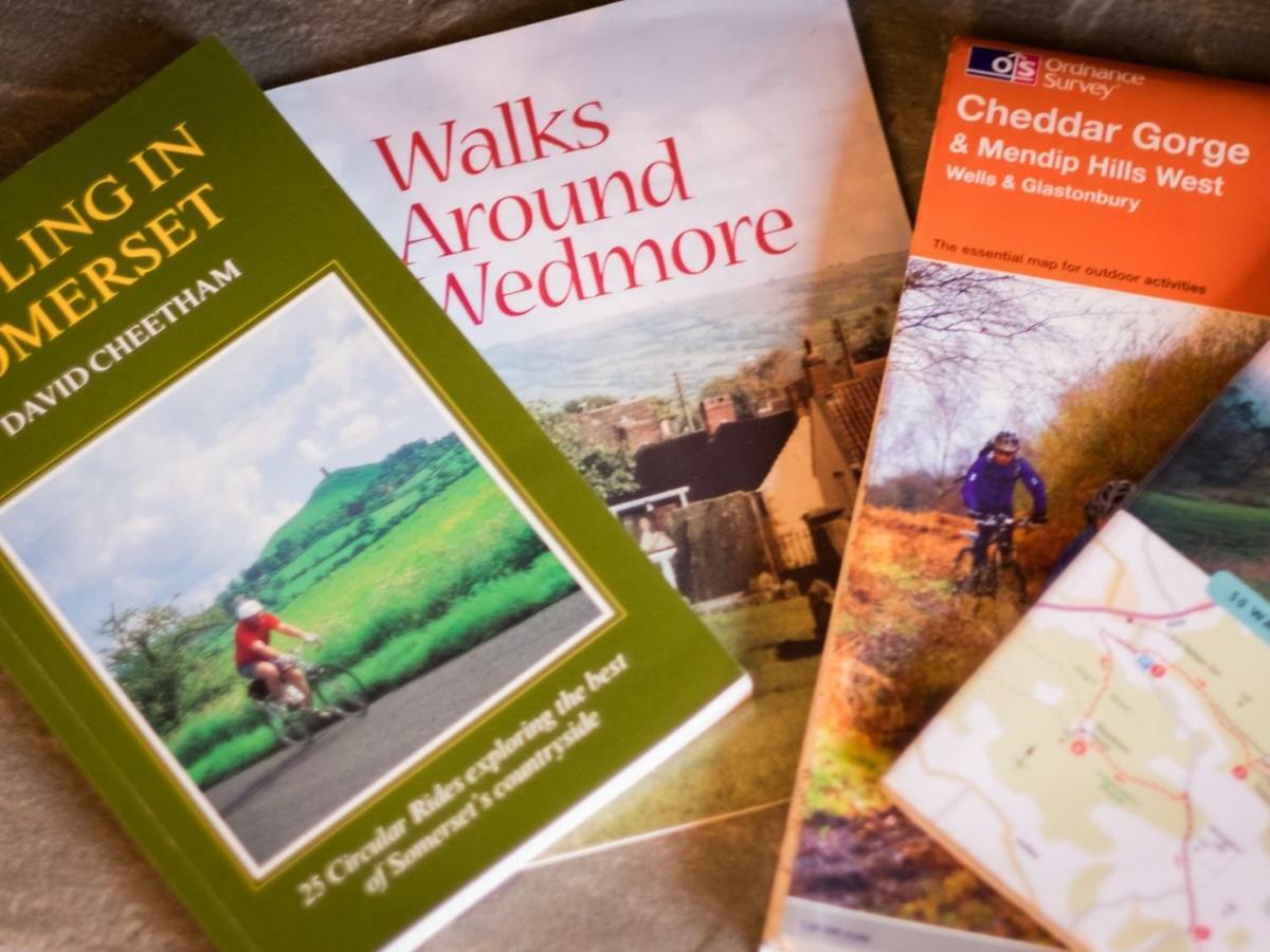 Pear Tree Cottages Wedmore Екстериор снимка