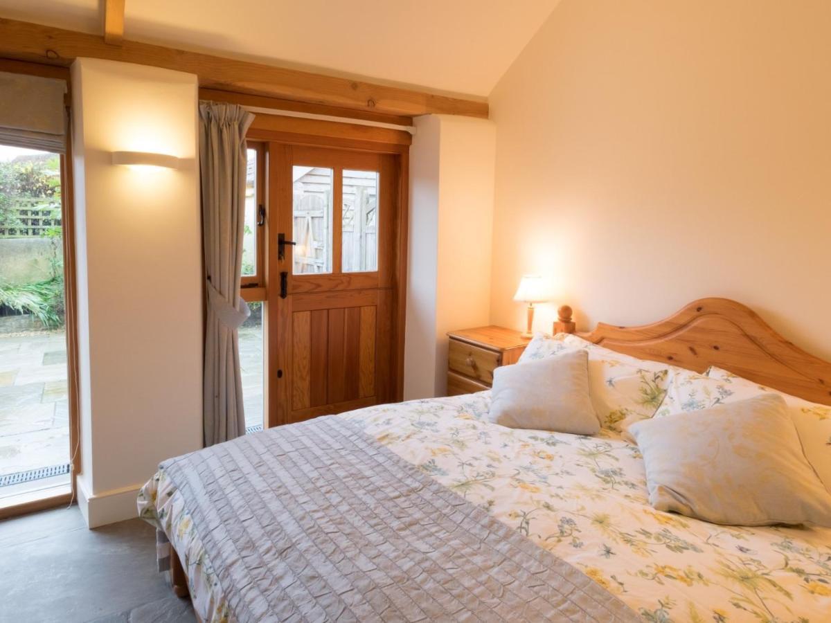 Pear Tree Cottages Wedmore Екстериор снимка